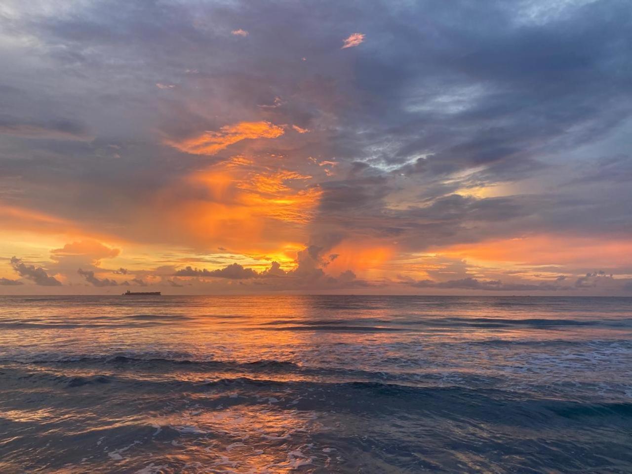 Ceylon Beach Haven Uppuveli Тринкомалі Екстер'єр фото